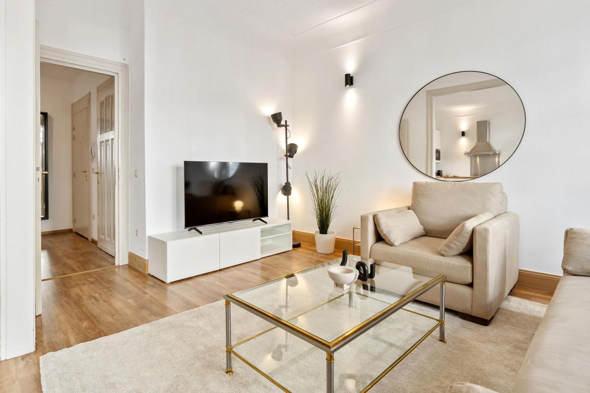 Stylish 2-bed In Gare, Near Cafes & Shop Apartamento Luxemburgo