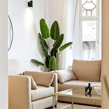 Stylish 2-Bed Apartment In Gare, Near Cafes & Shop Luxembourg Exterior photo