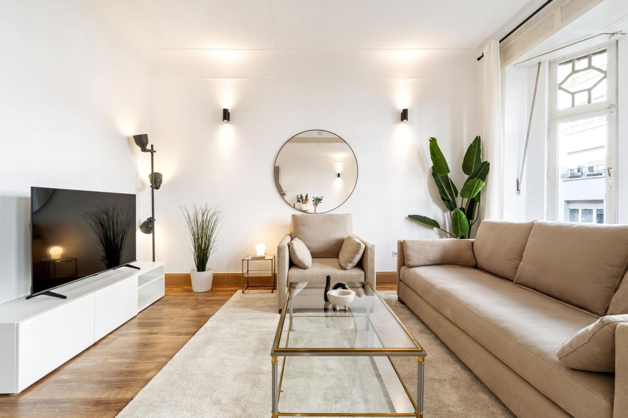 Stylish 2-bed In Gare, Near Cafes & Shop Luxembourg